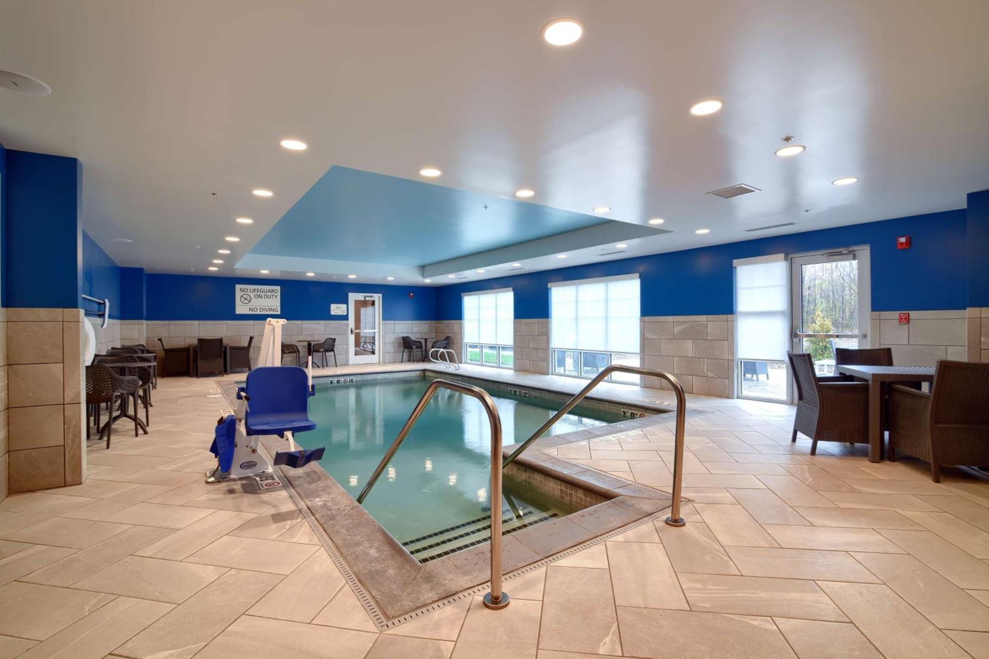 Hampton Inn Lincoln White Mountains Extérieur photo